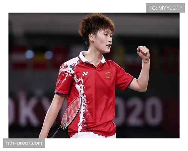 陈雨菲训练完啃鸡腿的样子，真的和赛场上那个冷面杀手是同一个人？